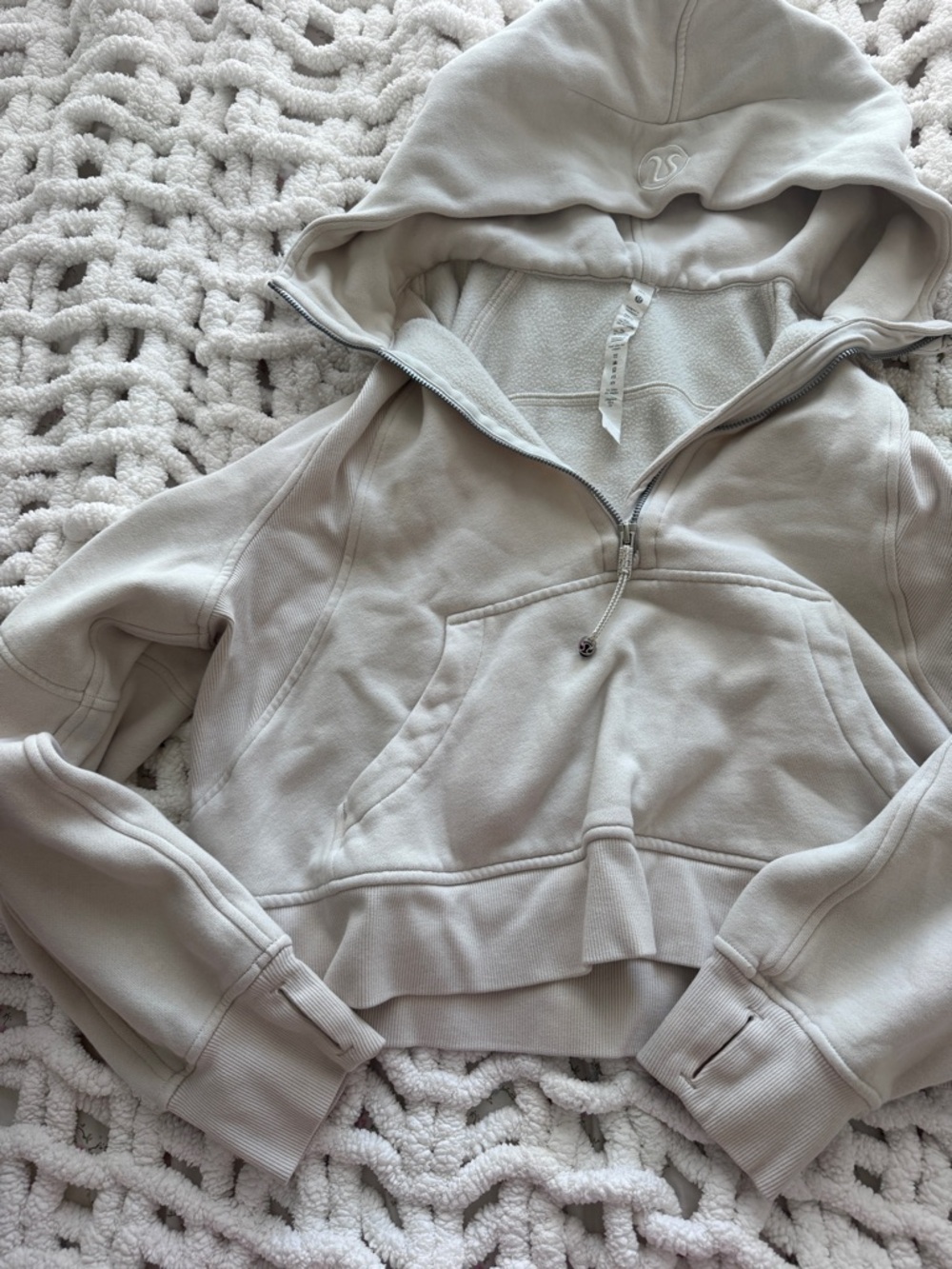 lululemon athletica cream cropped zip-up hoodie